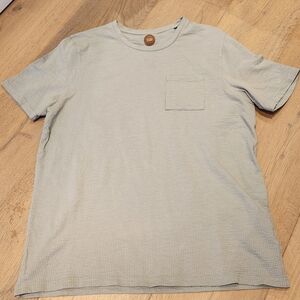 Common People Men's Sage Textured Short Sleeve Tee